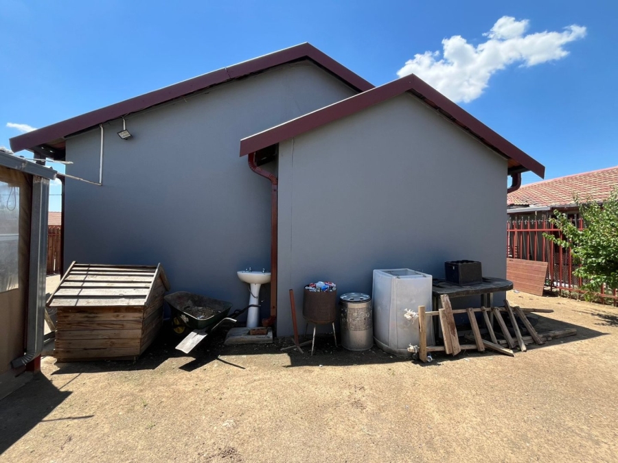 3 Bedroom Property for Sale in Pinehaven Free State